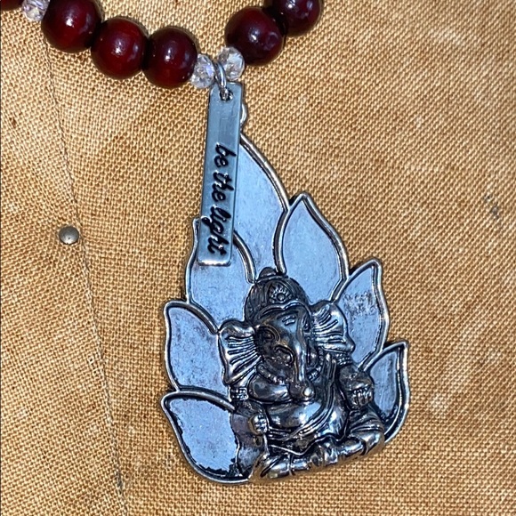 Ganesha Pendant Beaded Mala Necklace - Picture 5 of 6
